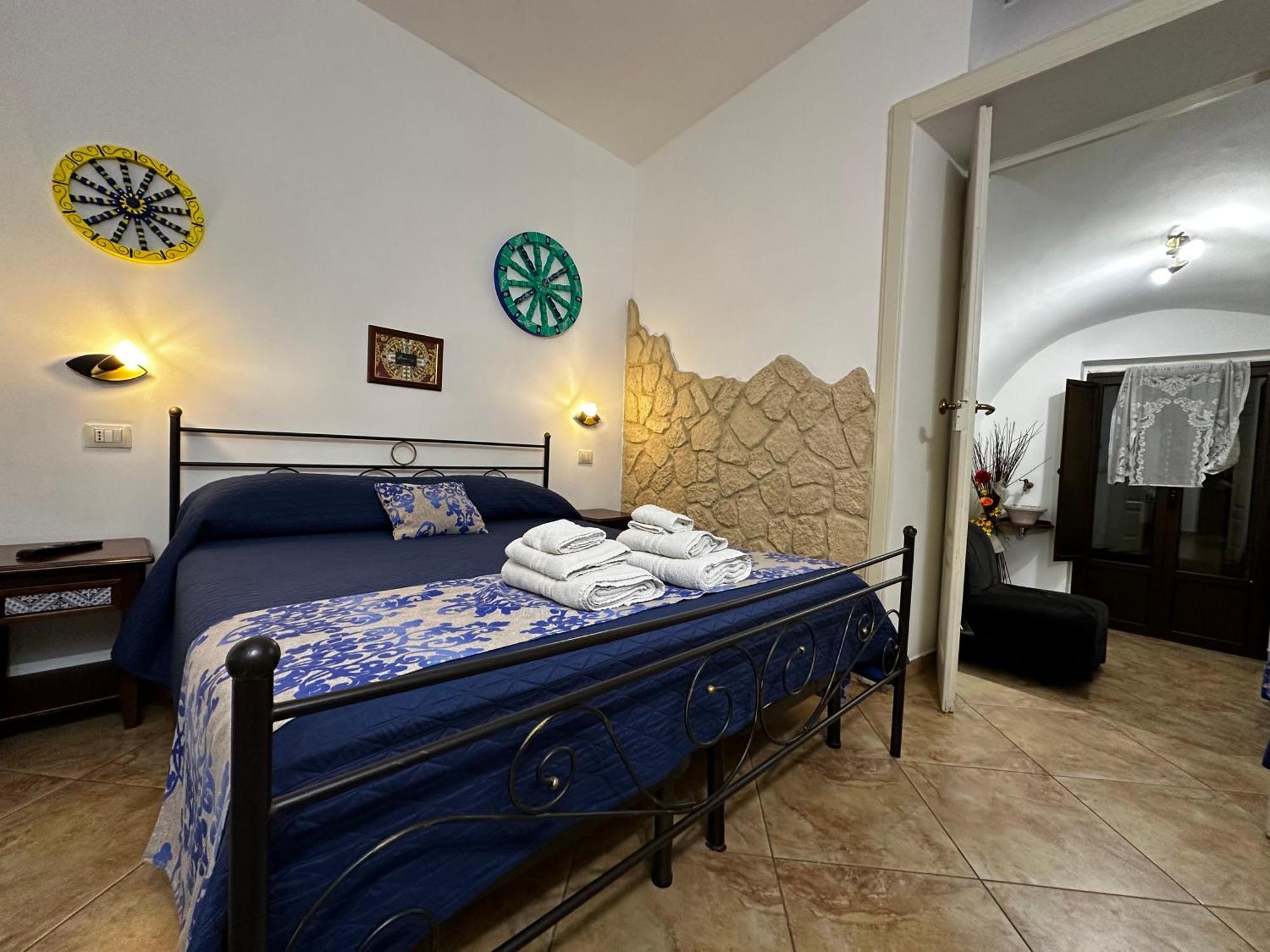 Del Centro Bed & Breakfast Enna Exterior photo