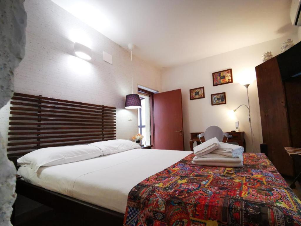 Del Centro Bed & Breakfast Enna Exterior photo